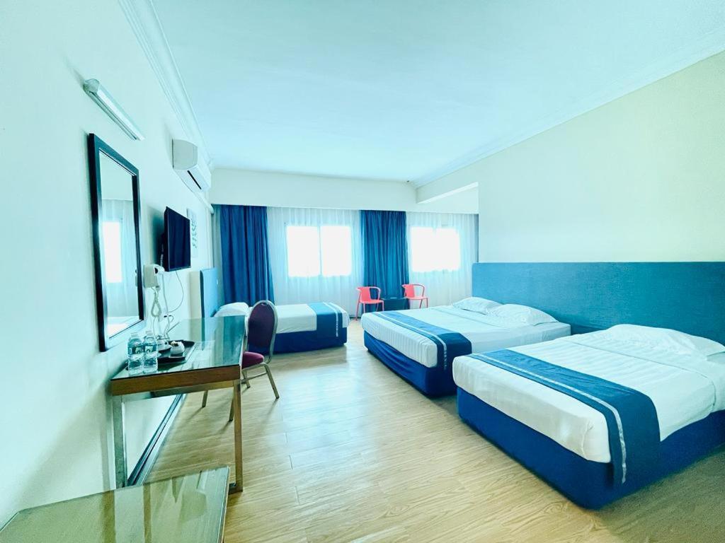 Tyng Garden Hotel Sandakan Ngoại thất bức ảnh