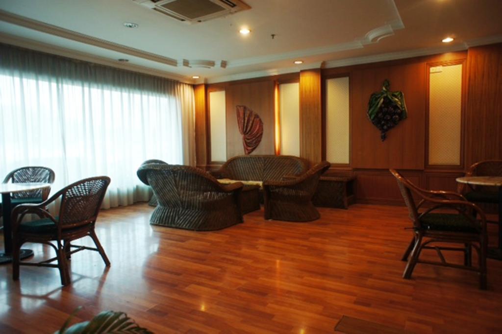 Tyng Garden Hotel Sandakan Ngoại thất bức ảnh