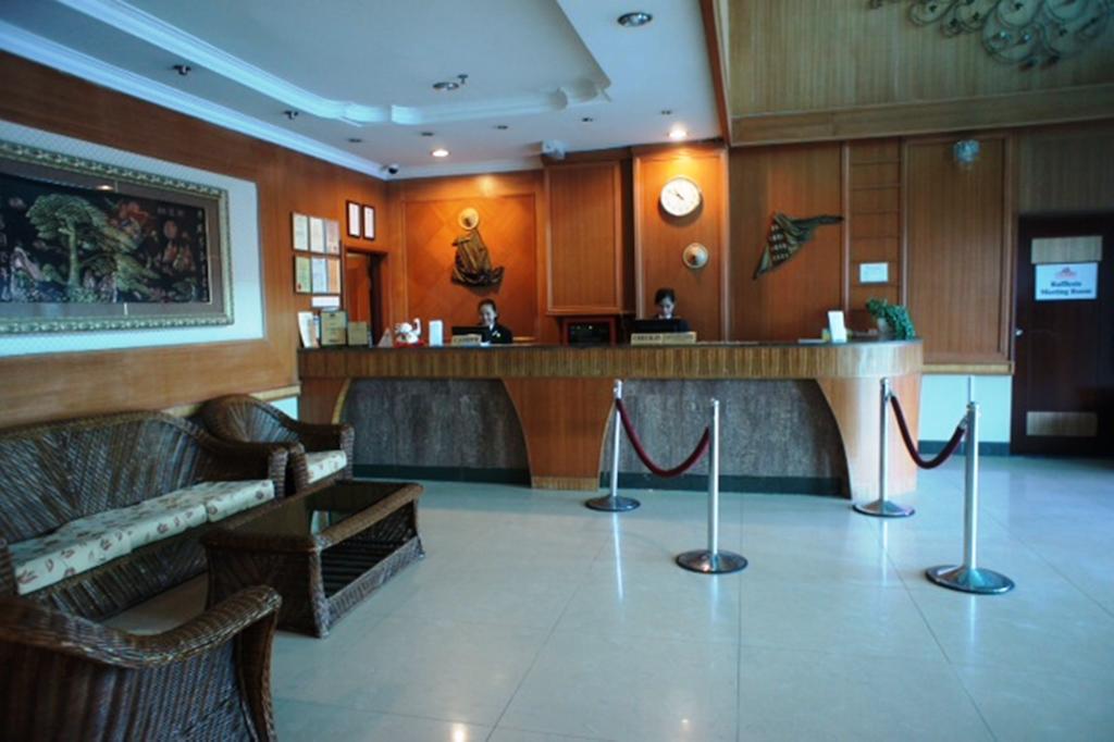 Tyng Garden Hotel Sandakan Ngoại thất bức ảnh